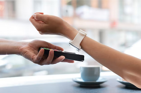 paying by smart watch